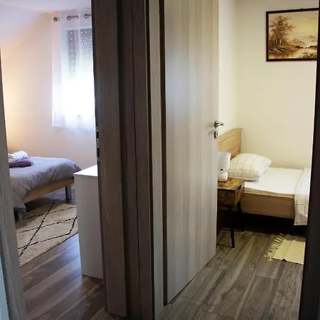Apartamento Timeless Gospić Exterior foto